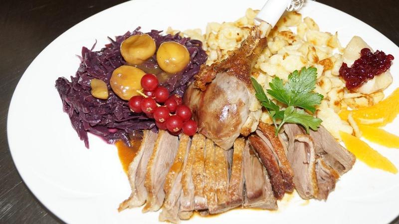 Hotel Restaurant Kreuz Kaiserstuhl المظهر الخارجي الصورة