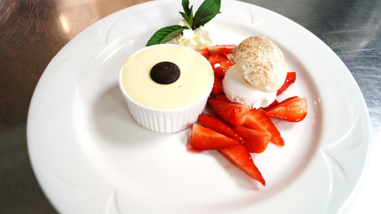 Hotel Restaurant Kreuz Kaiserstuhl المظهر الخارجي الصورة